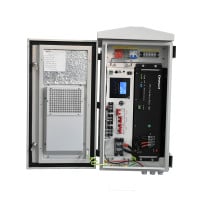Outdoor Solar Inverter with lithium battery