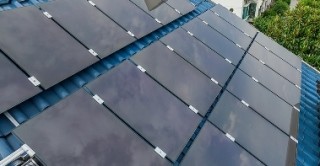 Thin film a-Si solar for rooftop, black (S1AS110)